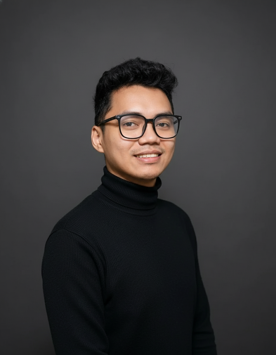 Headshot Image Profile. Felix-Flores Jr.